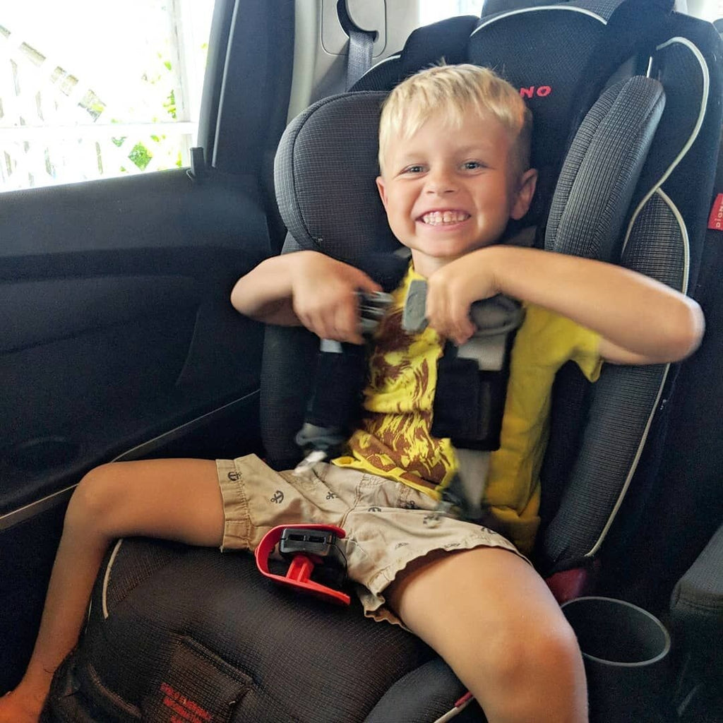 UnbuckleMe Car Seat Aide The Milk Moustache